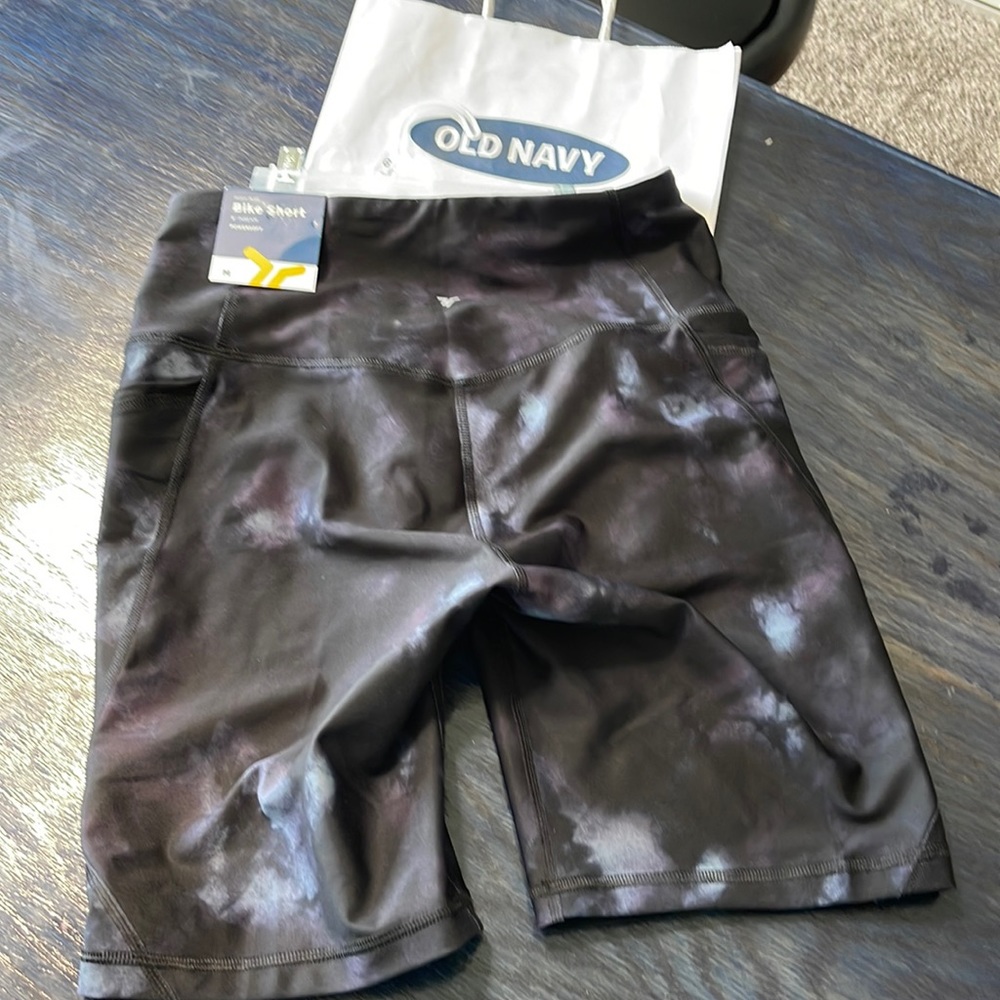 Old navy high waisted power soft side pocket shorts NWT